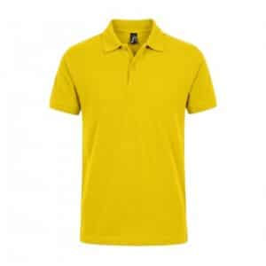 Polo jaune vif à manches courtes pour homme avec col boutonné classique, style décontracté sur fond blanc.